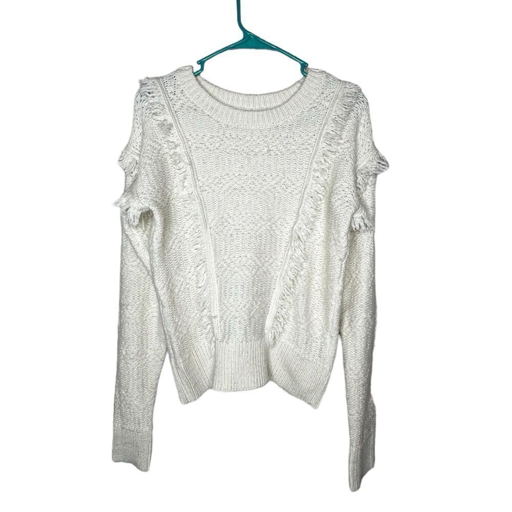 GAP Ivory colored Long Sleeve Fringe Pullover soft wool blend Sweater size M